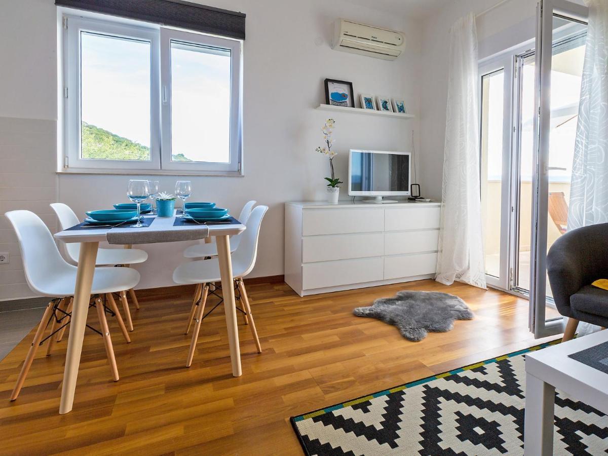 Apartment Cvit 1 By Interhome Klenovica Exteriör bild