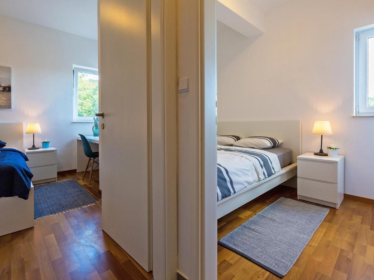Apartment Cvit 1 By Interhome Klenovica Exteriör bild